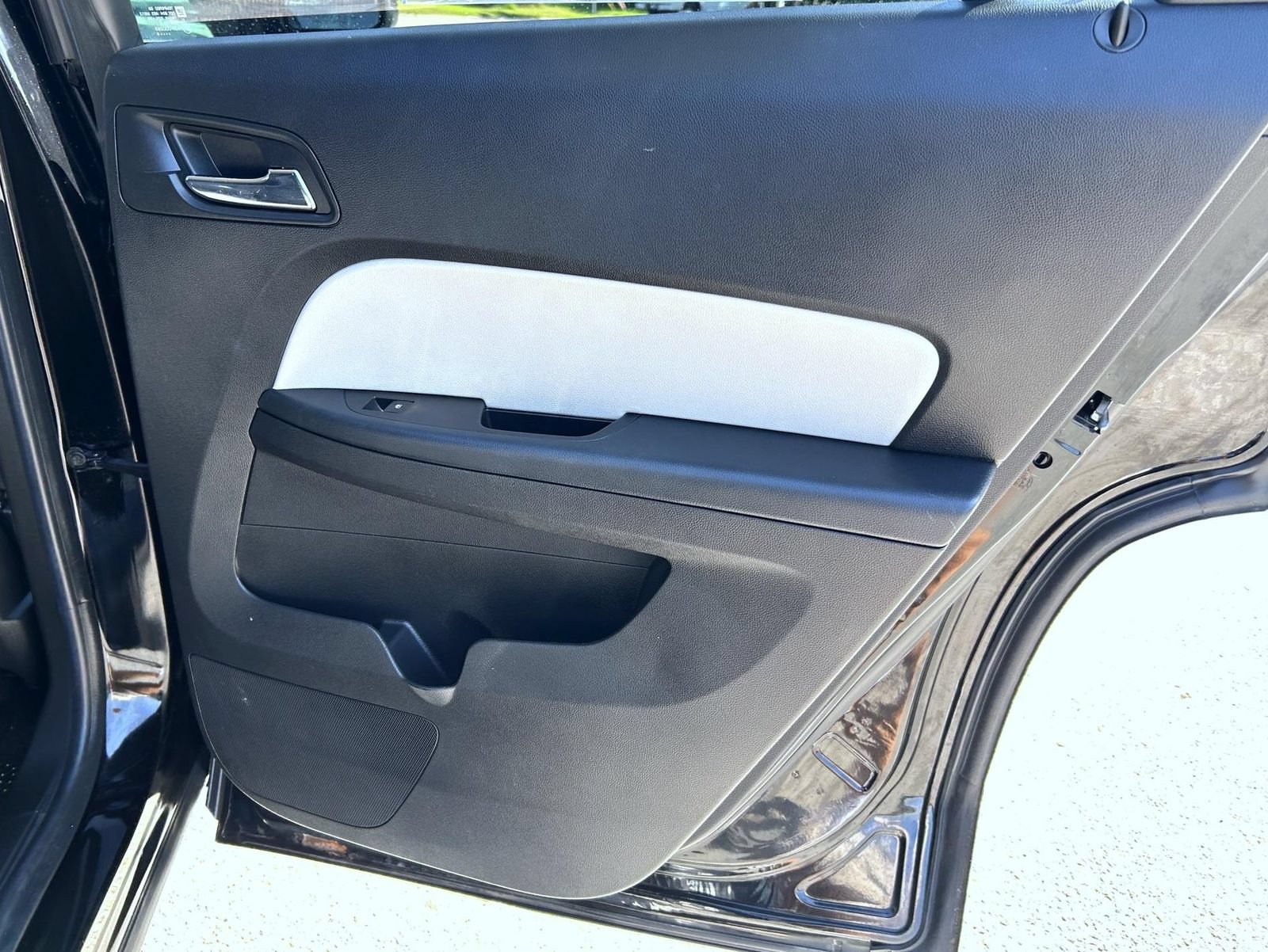 Used 2016 GMC Terrain SLE FWD image 16