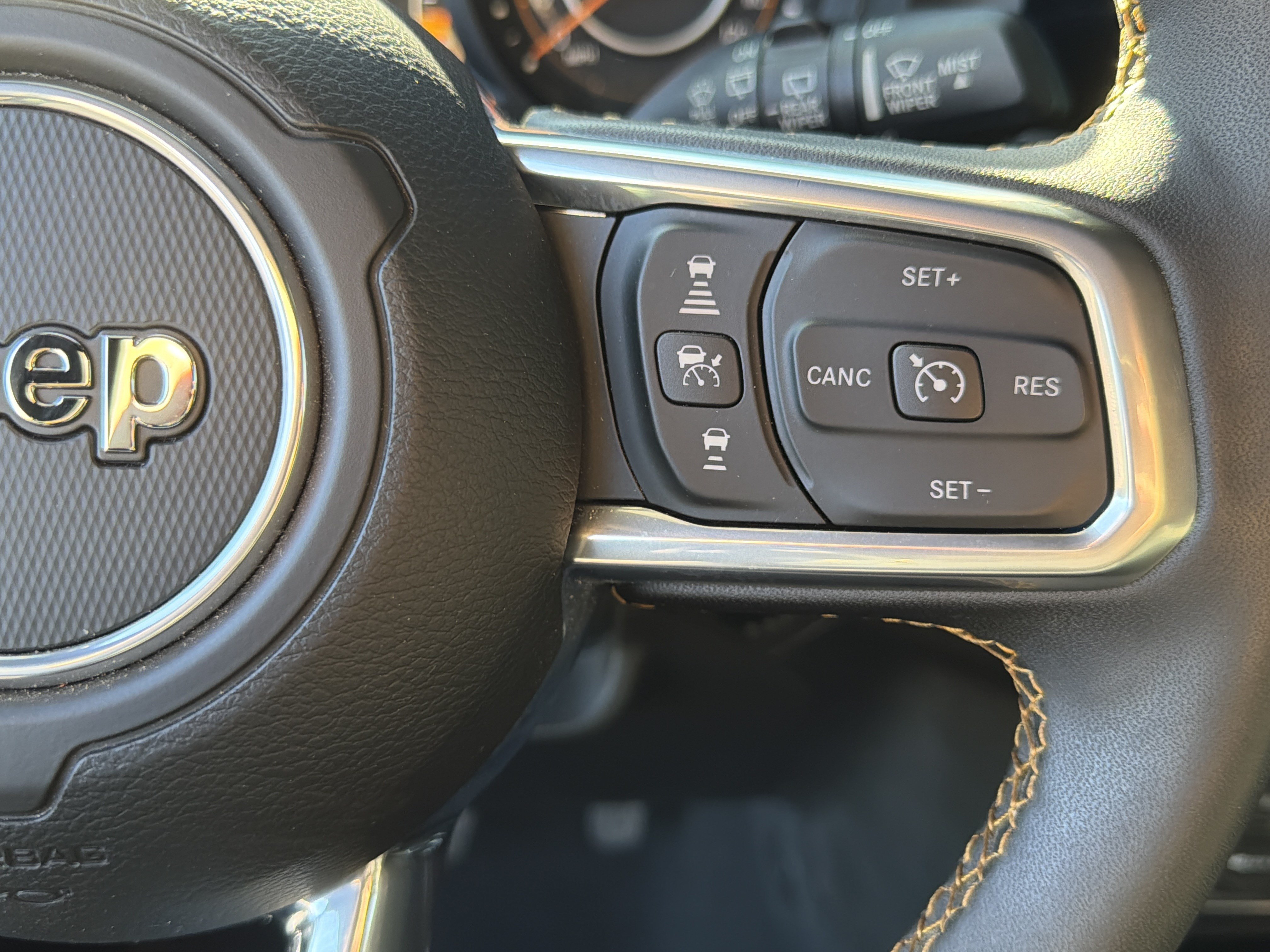 Used 2024 Jeep Wrangler Unlimited Sahara AWD/4WD image 64