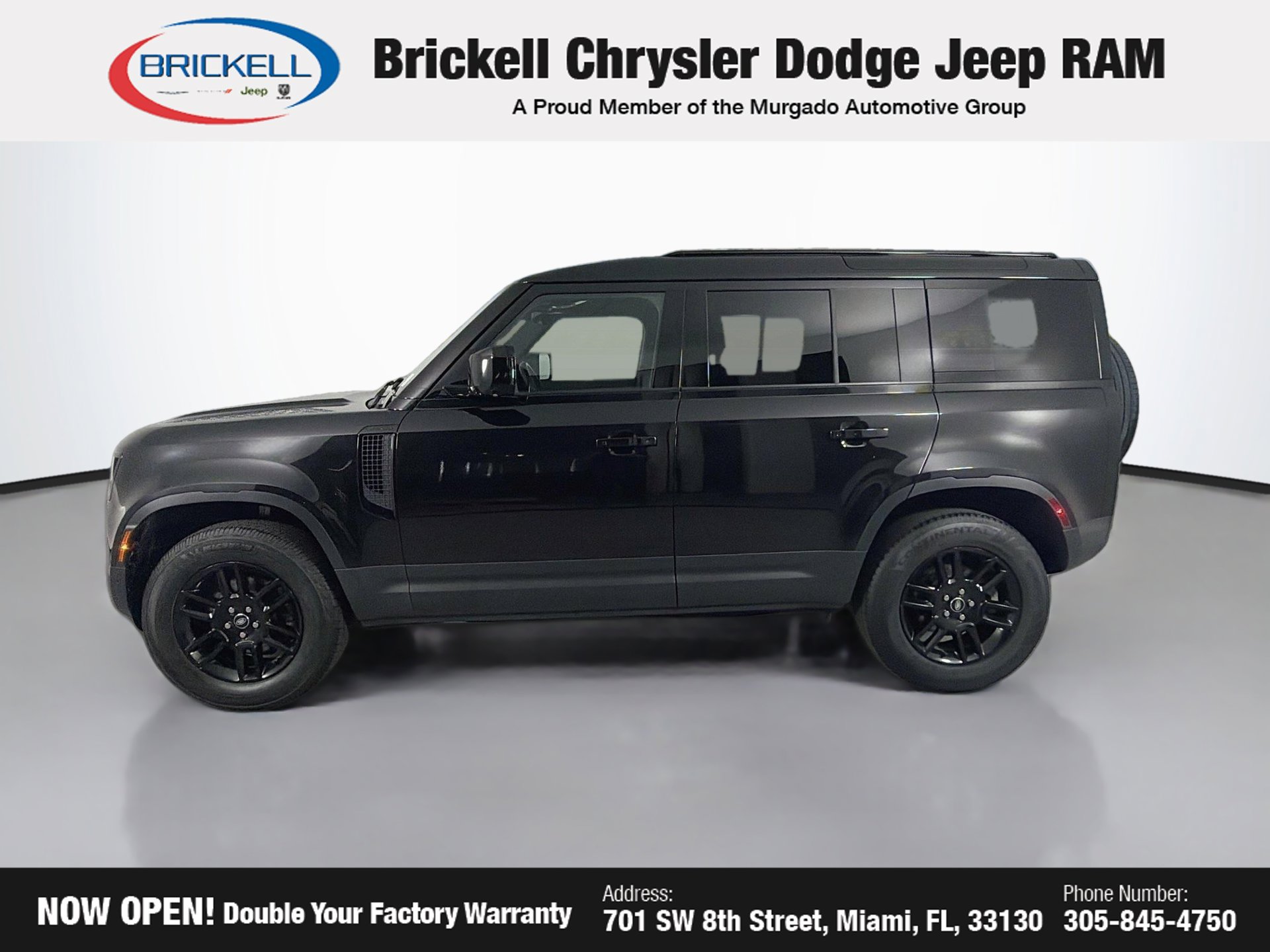 Used 2025 Land Rover Defender 110 S AWD/4WD image 2