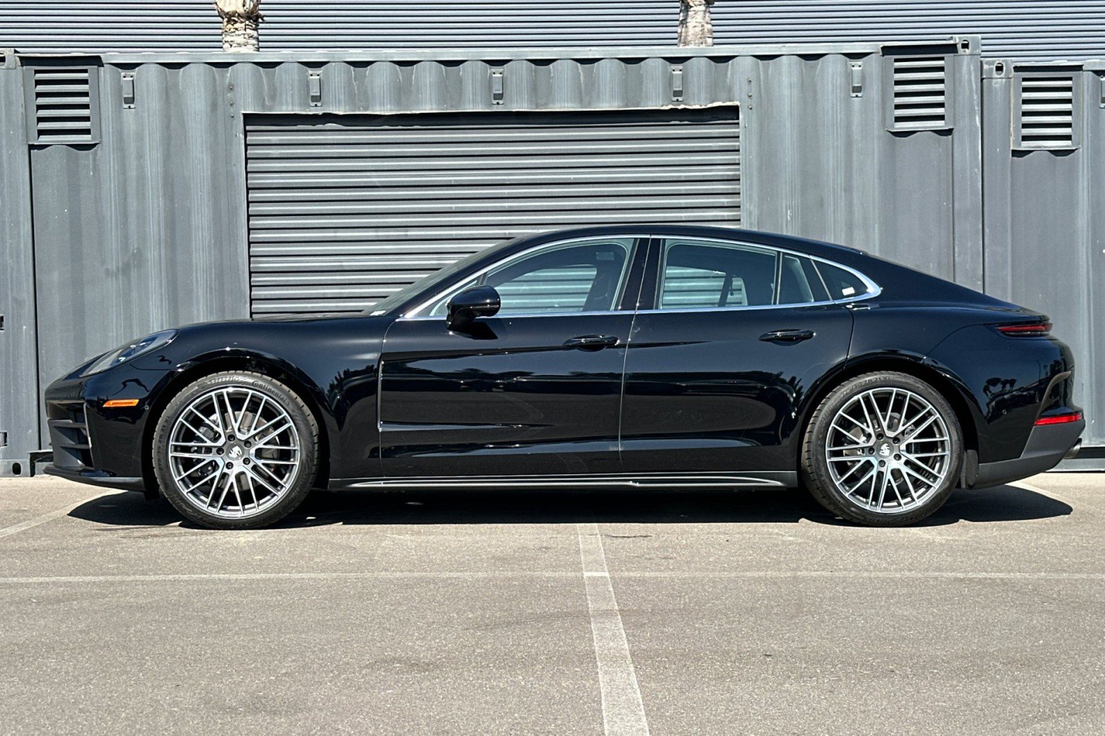 New 2026 Porsche Panamera 4 AWD/4WD image 2