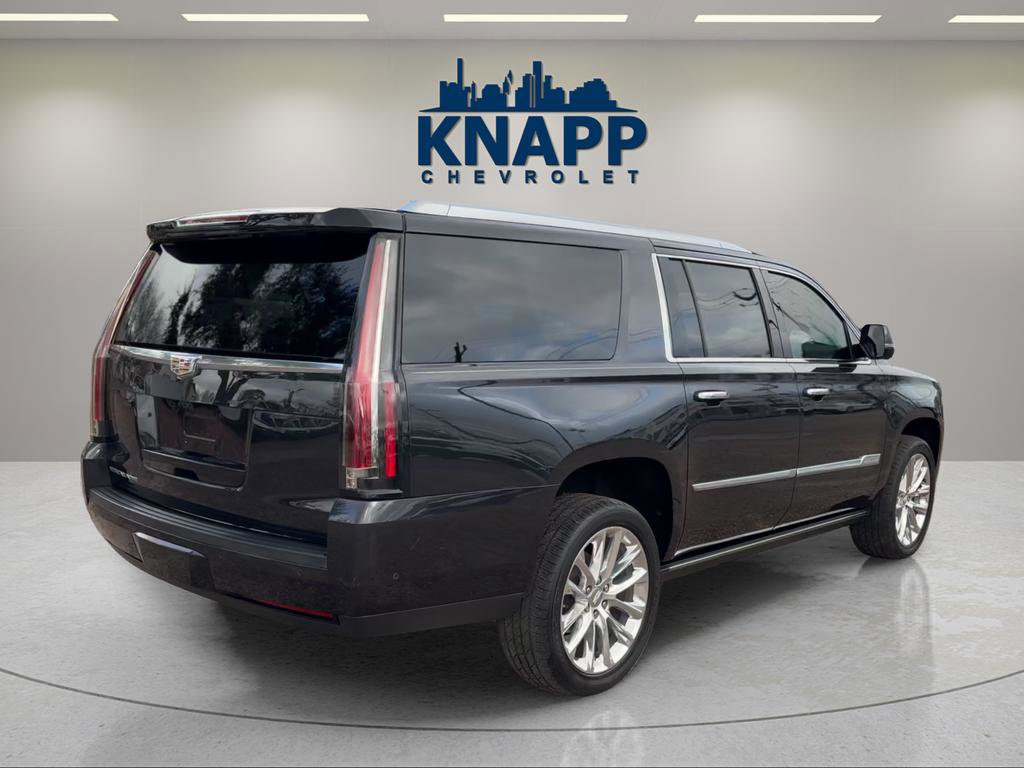 Used 2019 Cadillac Escalade ESV Premium Luxury image 4
