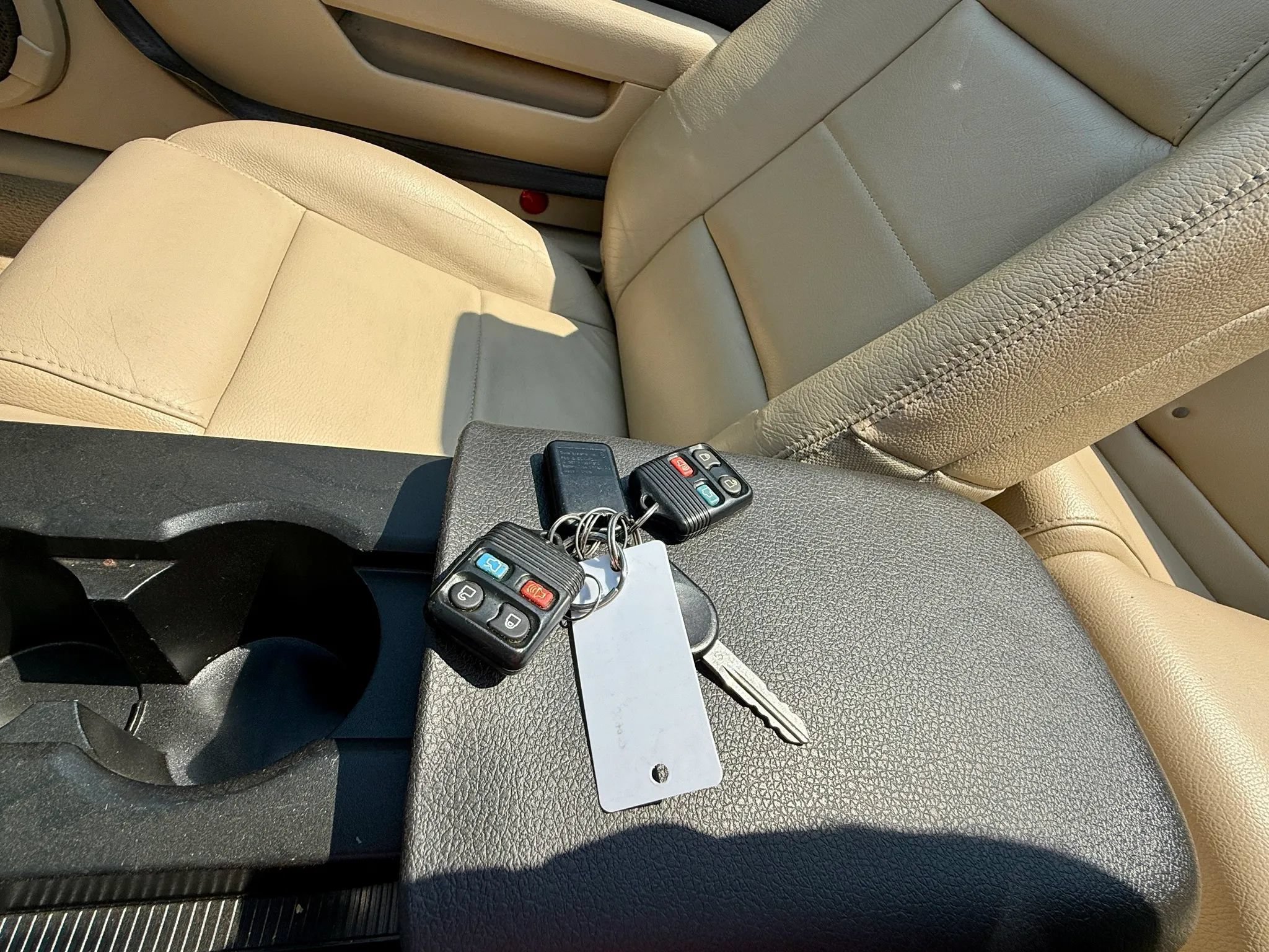 Used 2008 Ford Mustang Convertible RWD image 21