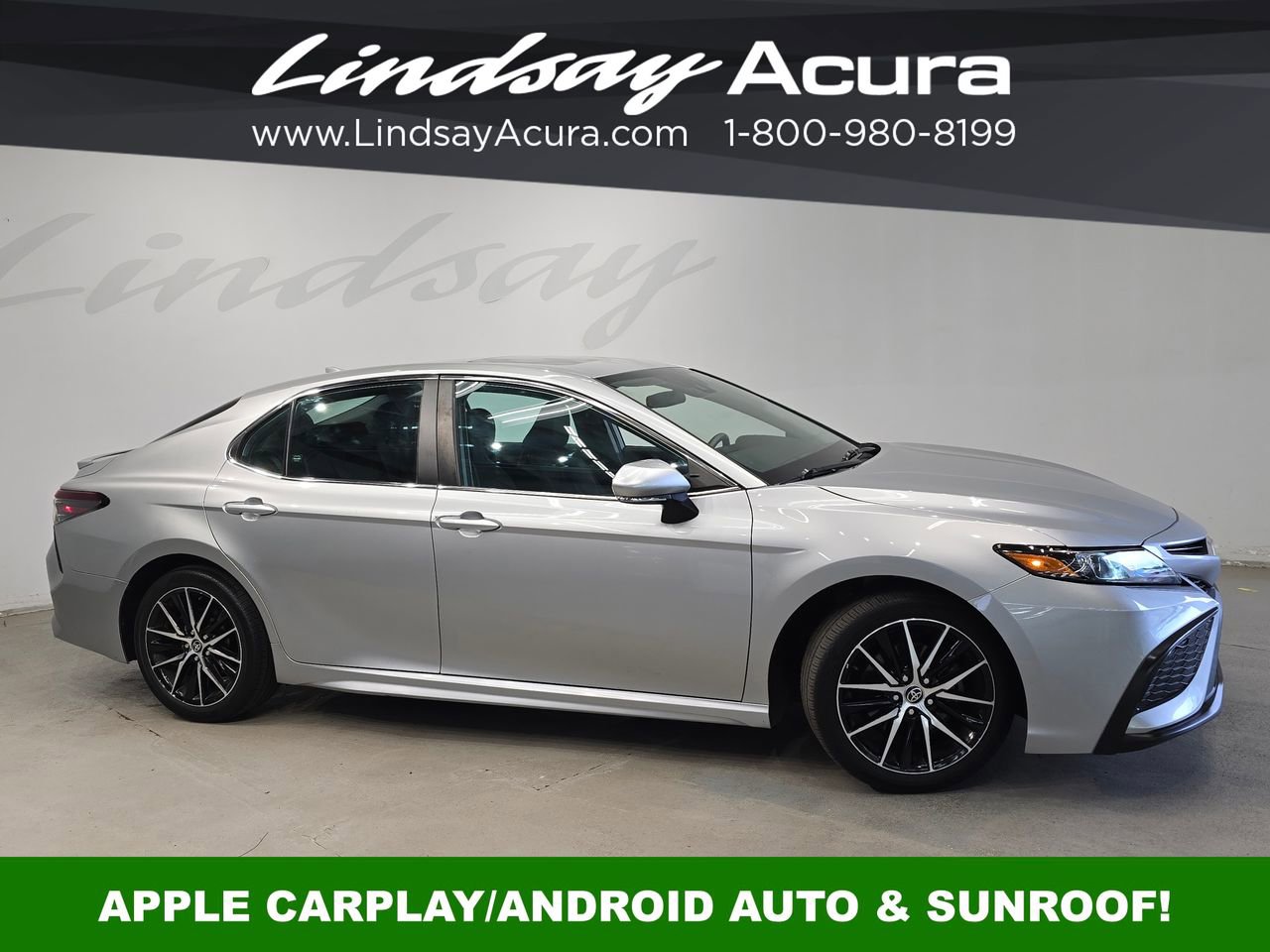 Used 2021 Toyota Camry SE w/ Cold Weather Package AWD/4WD image 3
