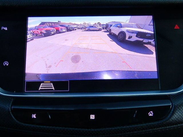 Used 2020 Cadillac XT5 Premium Luxury FWD image 11