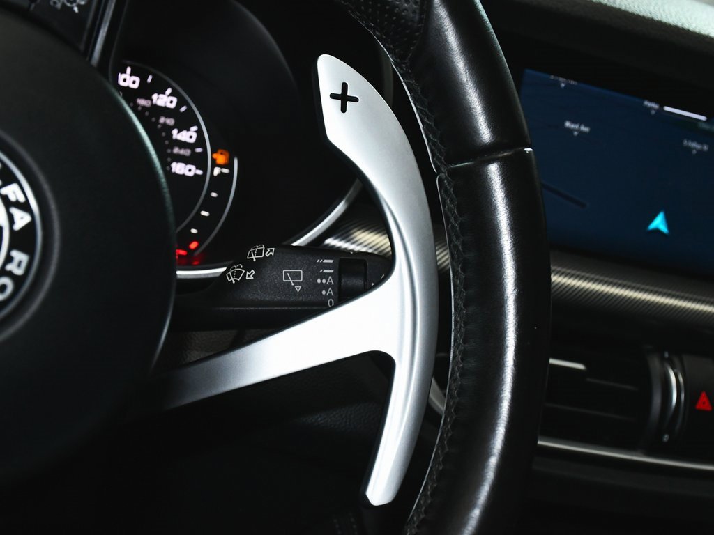 Used 2023 Alfa Romeo Stelvio Veloce image 38