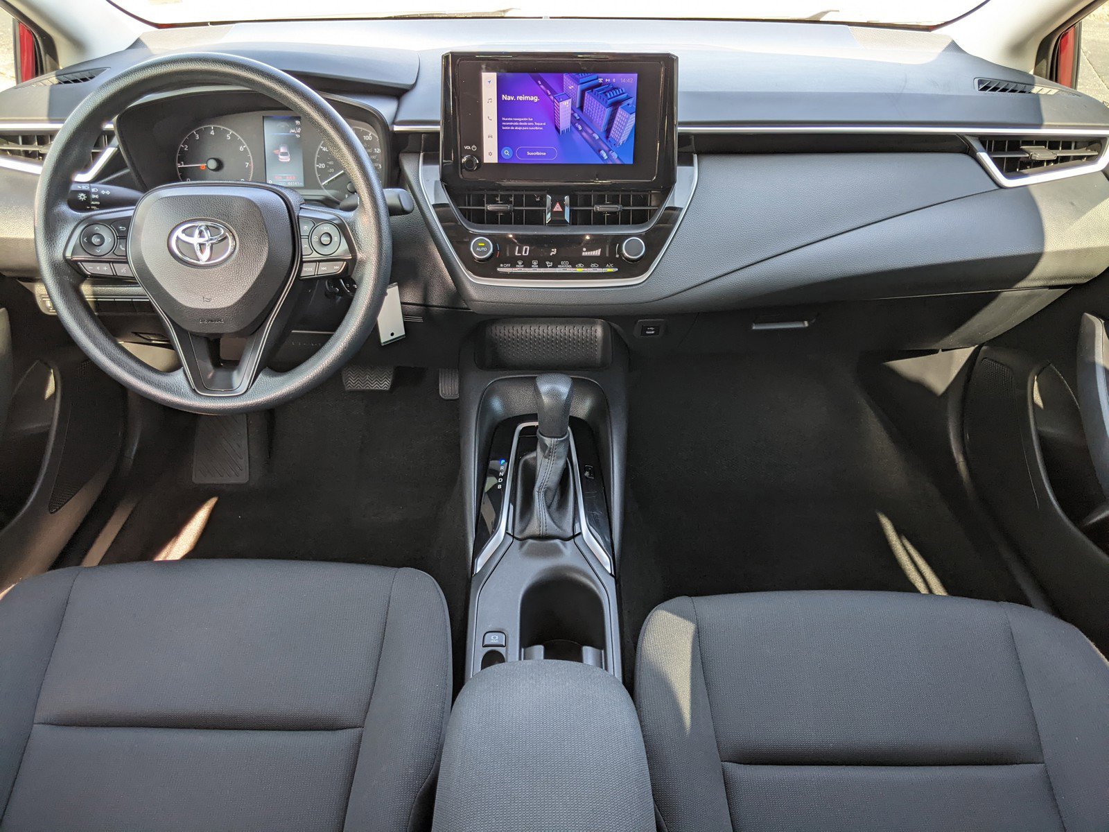 Used 2023 Toyota Corolla LE image 11