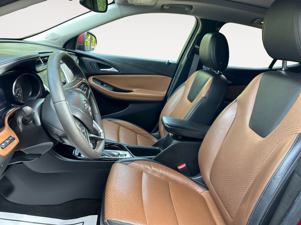 Used 2021 Buick Encore GX Essence w/ Advanced Technology Package FWD image 9