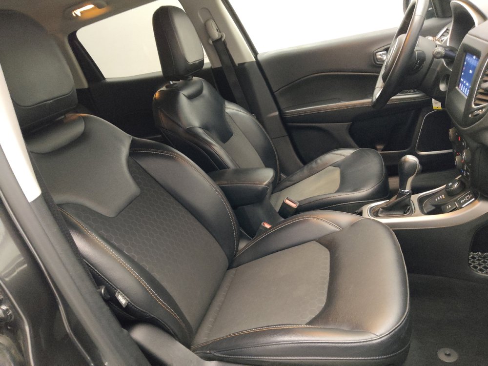 Used 2018 Jeep Compass Latitude w/ Popular Equipment Group image 21