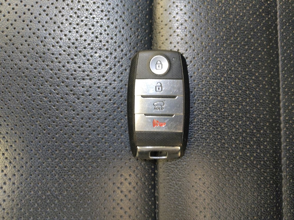 Used 2020 Kia Sorento EX image 32