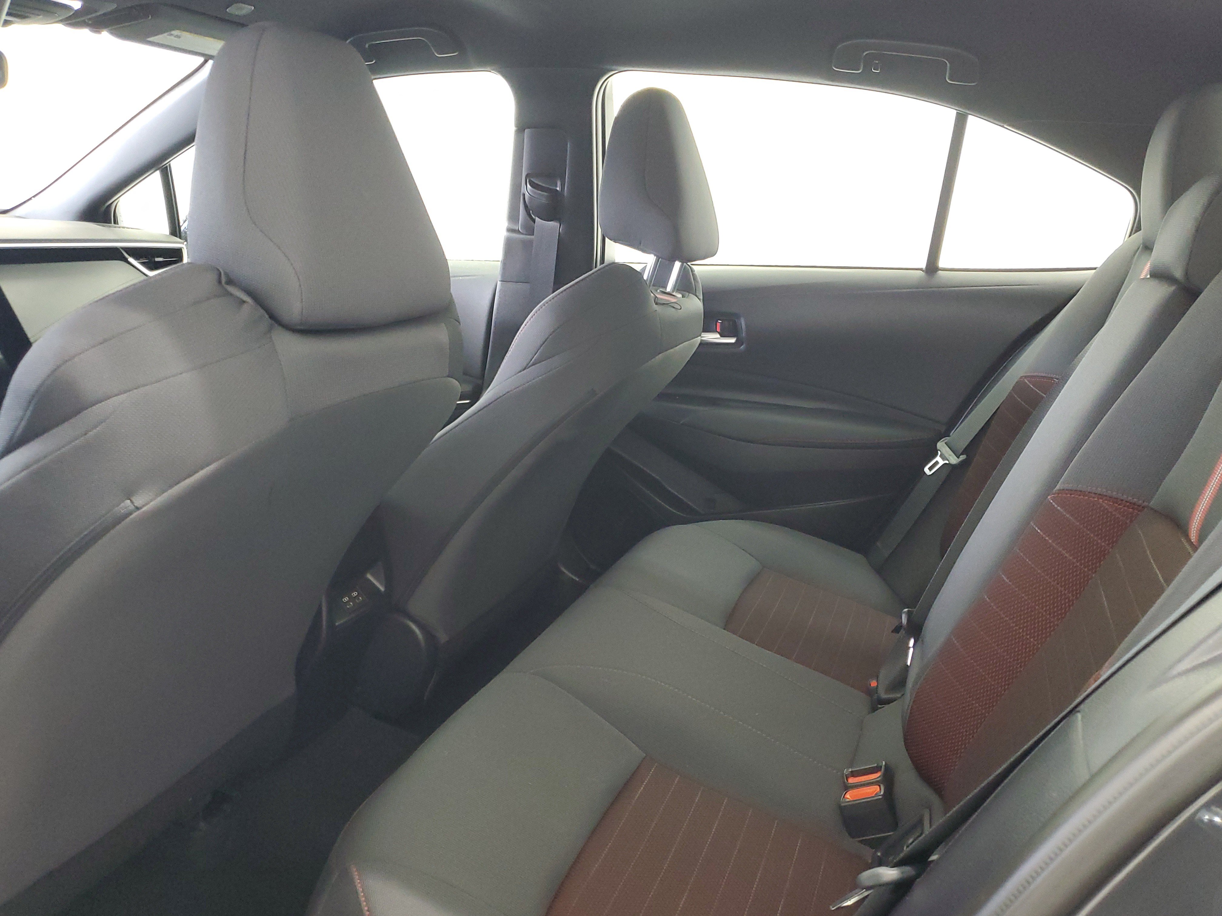 Used 2025 Toyota Corolla SE FWD image 12