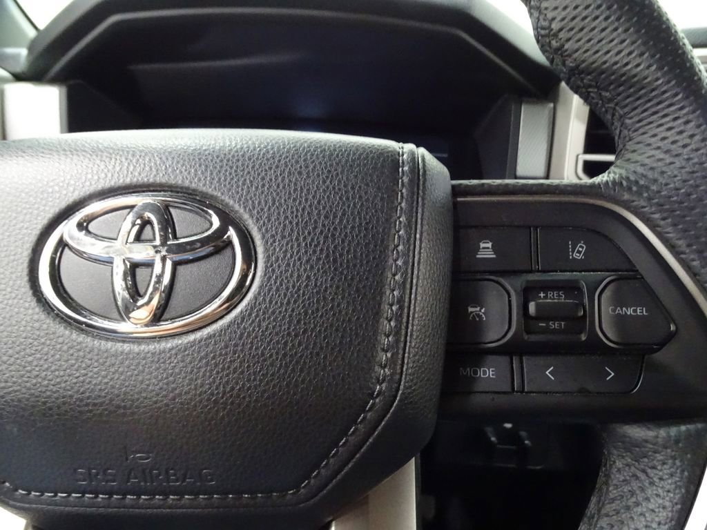Used 2025 Toyota Tundra Limited image 24