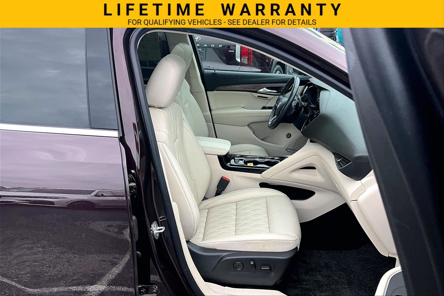 Used 2022 Buick Envision Avenir w/ Premium Seat Package FWD image 7