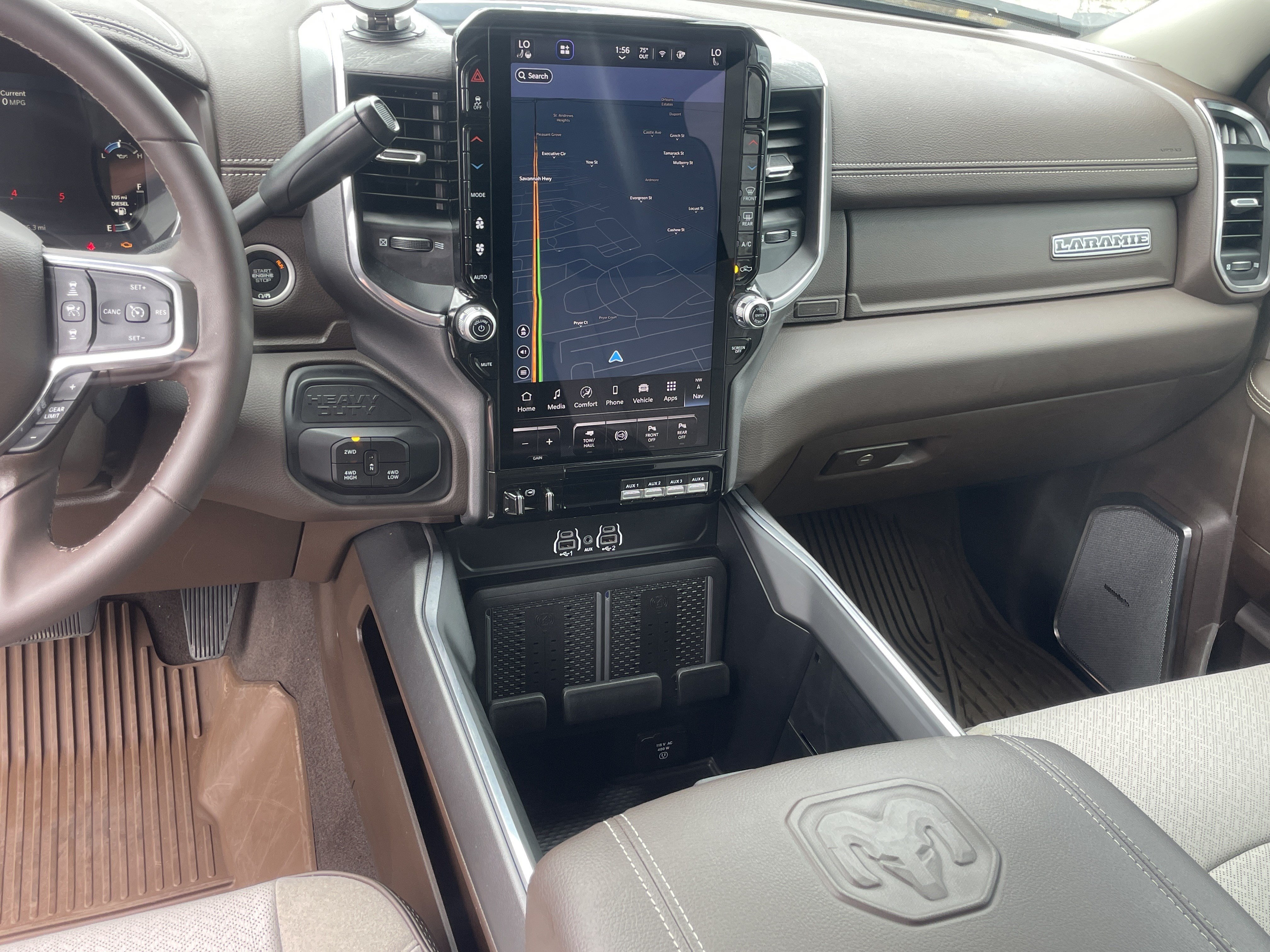 Used 2025 RAM 3500 Laramie AWD/4WD image 24