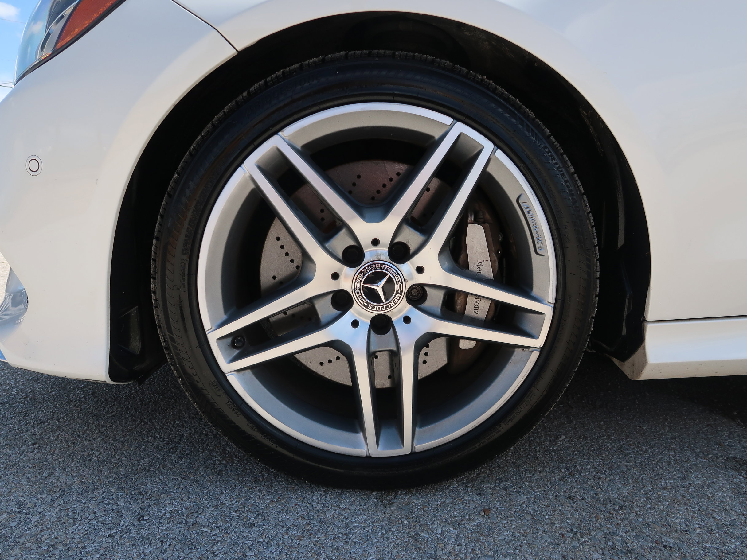 Used 2014 Mercedes-Benz E 550 4MATIC Sedan image 50