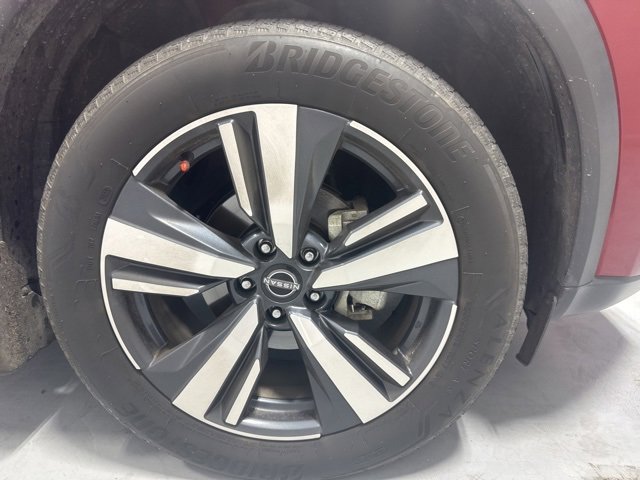 Used 2023 Nissan Rogue SL image 4