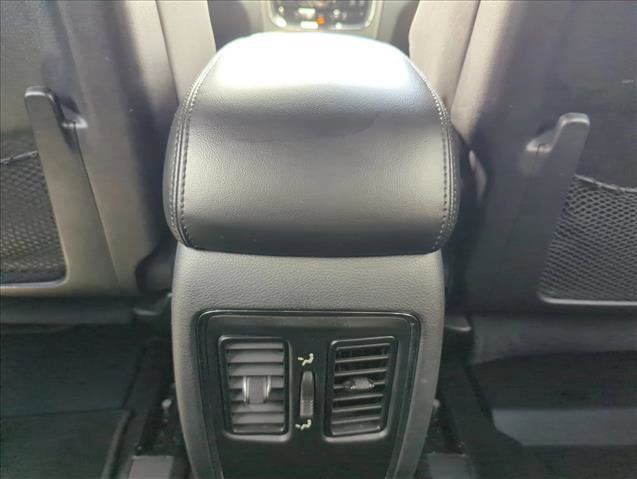 Used 2019 Jeep Grand Cherokee Laredo RWD image 20