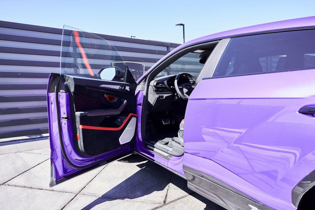 Used 2024 Lamborghini Urus Performante image 40