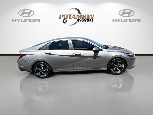 Certified 2023 Hyundai Elantra SEL w/ Convenience Package image 4