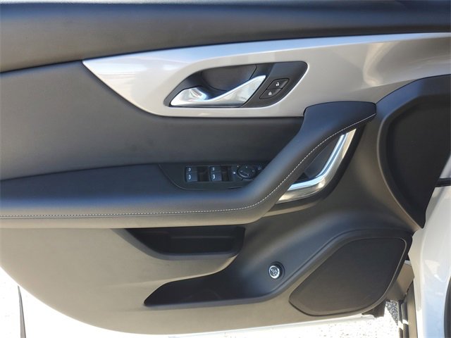 Used 2023 Chevrolet Blazer LT w/ LPO, Black Grille Bar Package image 8