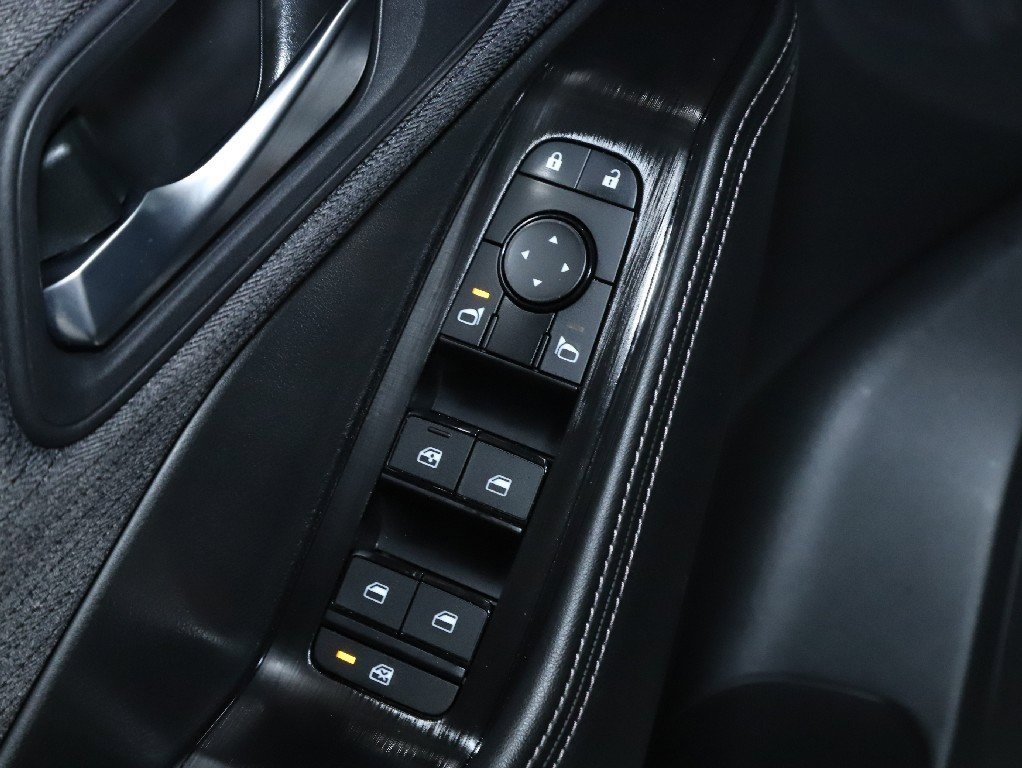 Certified 2023 Nissan Rogue SV image 16