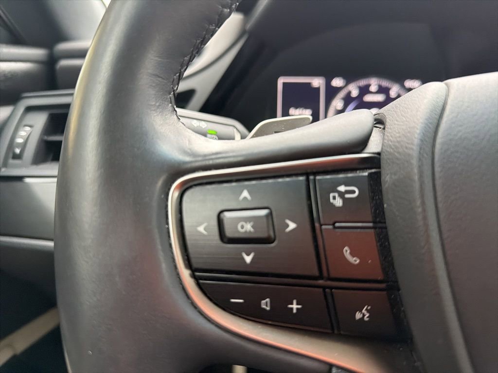 Used 2022 Lexus ES 350 350 w/ Premium Package image 30