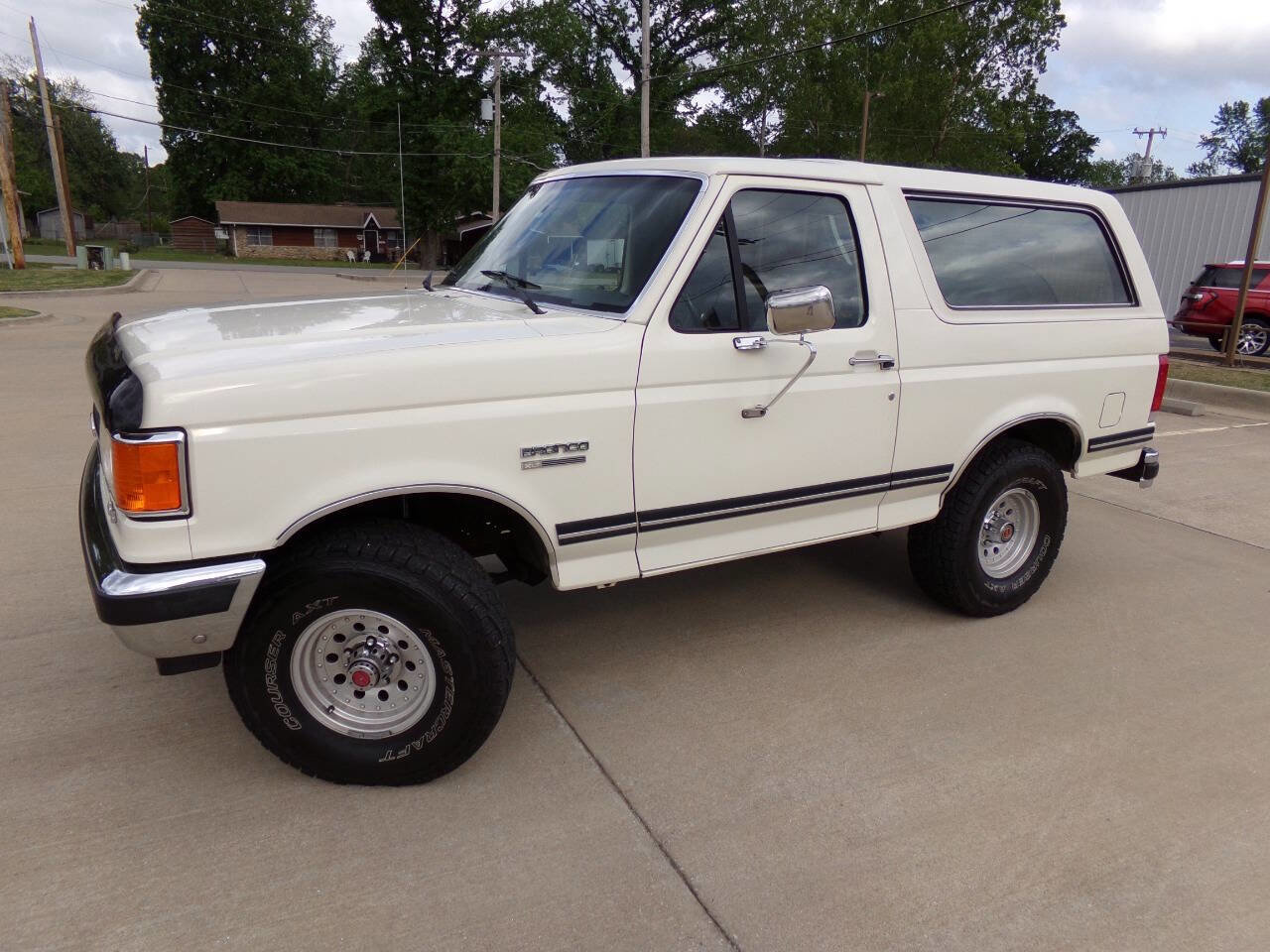 Used 1990 Ford Bronco AWD/4WD image 12