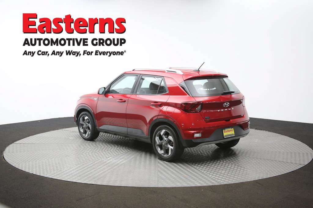 Used 2023 Hyundai Venue Limited FWD image 65