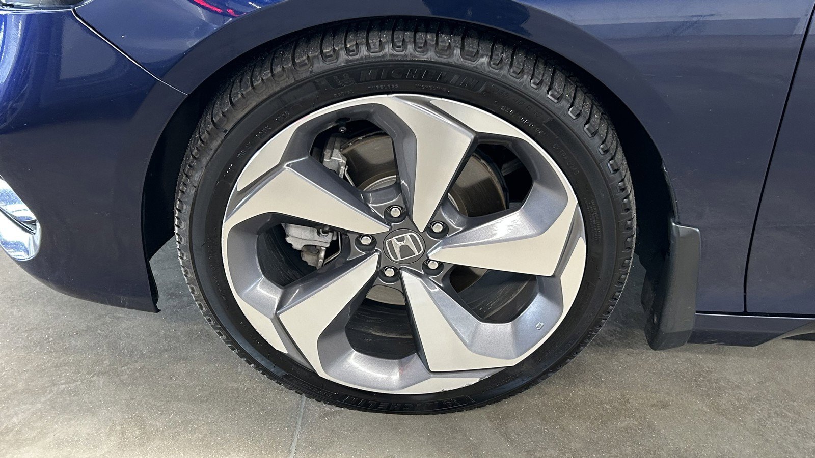 Used 2020 Honda Accord Touring image 20