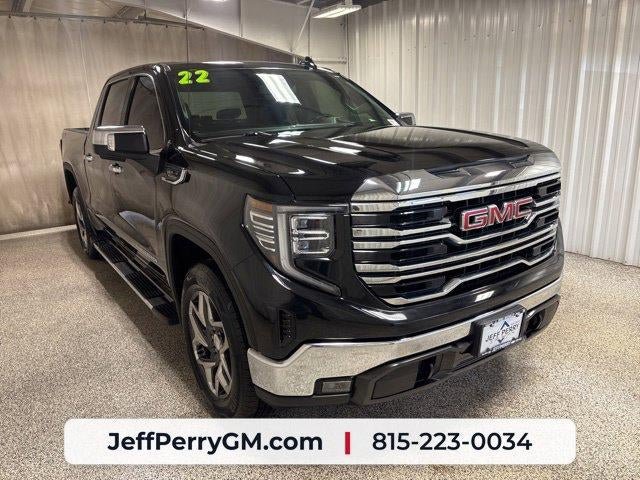 Used 2022 GMC Sierra 1500 SLT AWD/4WD image 2