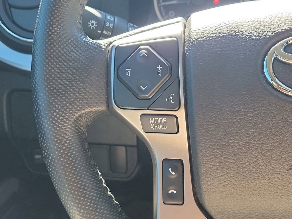 Certified 2022 Toyota Tacoma SR5 image 25