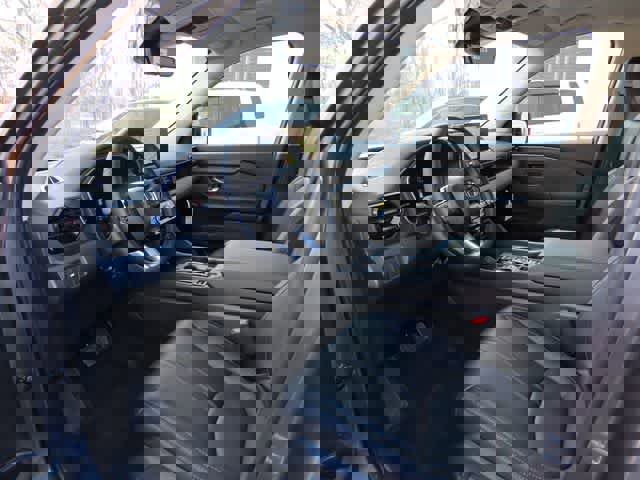 New 2026 Honda Pilot Touring image 2