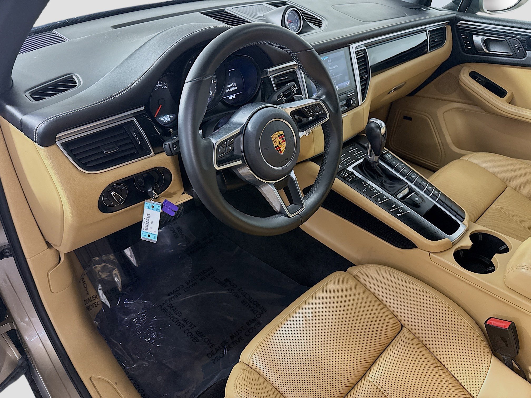 Used 2018 Porsche Macan image 22