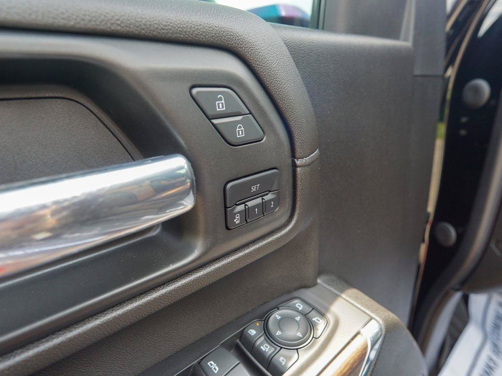 Used 2022 Chevrolet Silverado 3500 High Country w/ Z71 Off-Road Package AWD/4WD image 20