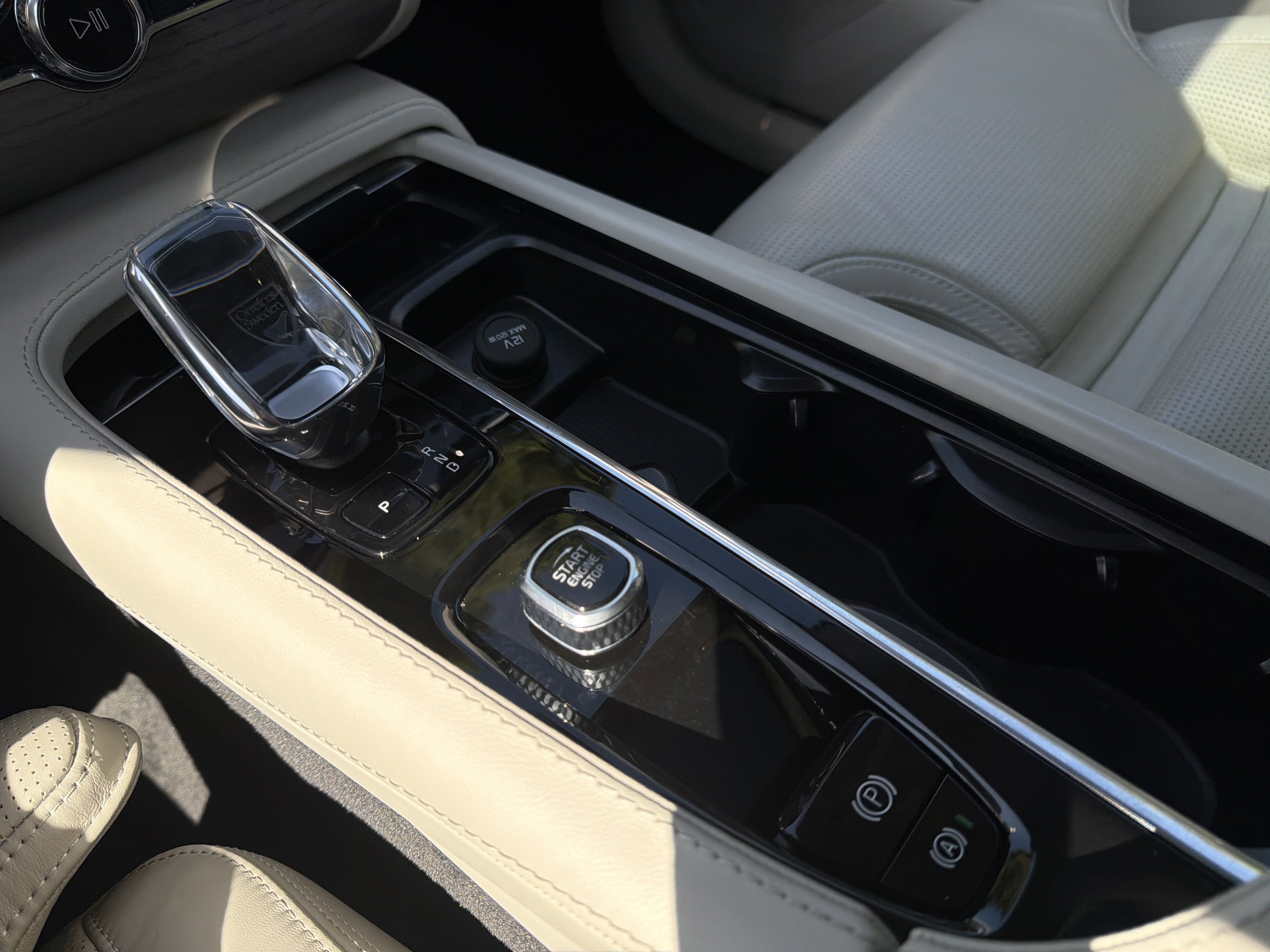 Certified 2023 Volvo XC90 B6 Ultimate image 26