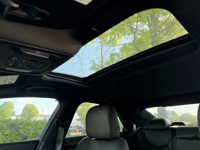 Used 2025 Cadillac CT4 Premium Luxury RWD image 33