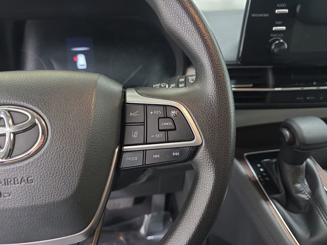 Certified 2021 Toyota Sienna LE FWD image 15