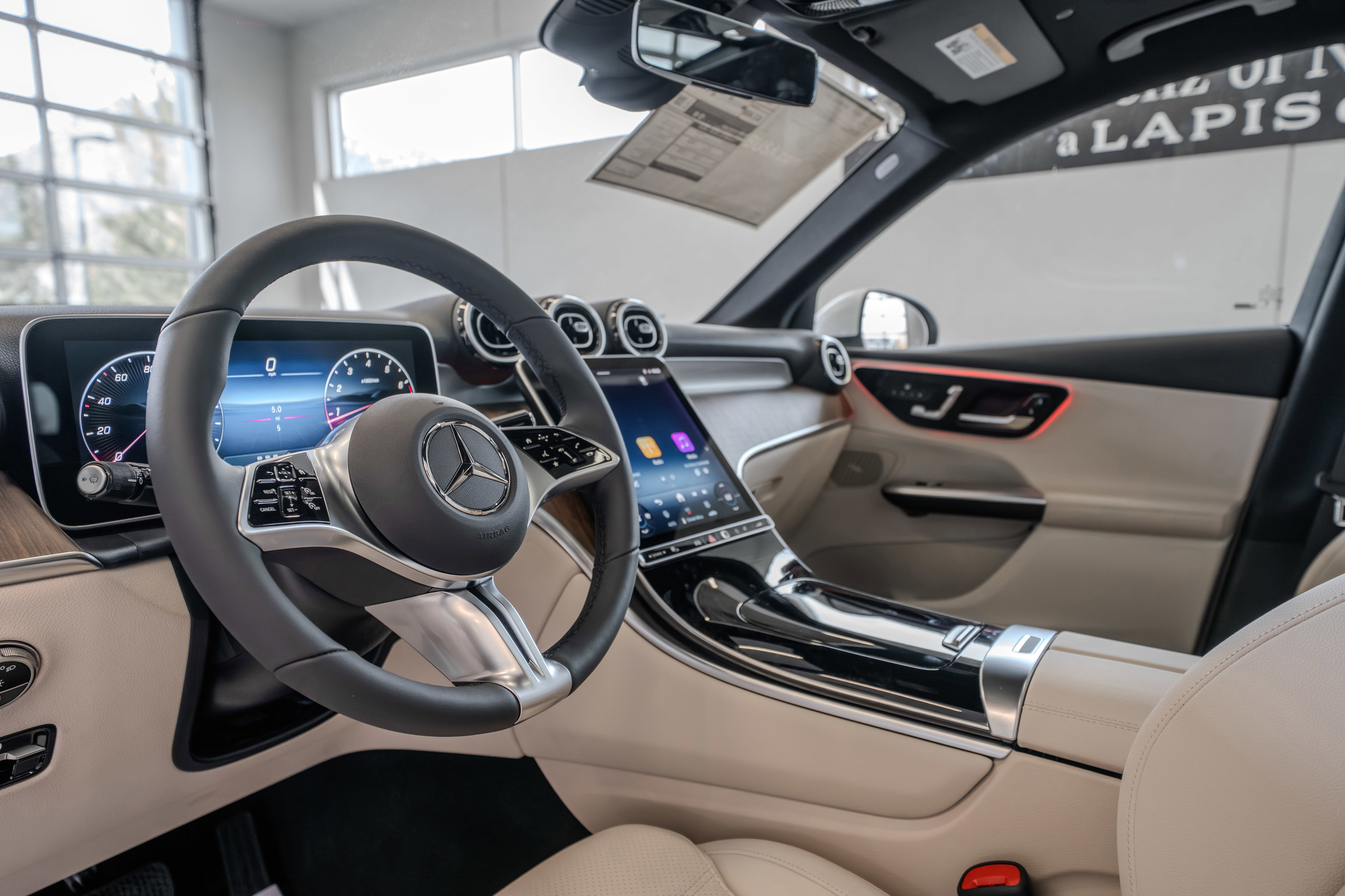 New 2026 Mercedes-Benz GLC 300 4MATIC image 7