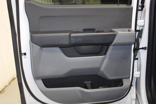 Used 2022 Ford F150 XL w/ Trailer Tow Package image 14