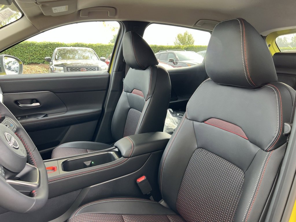 New 2026 Nissan Kicks SR w/ Illumination Package image 12