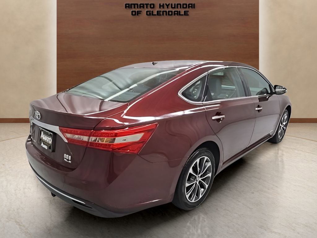 Used 2017 Toyota Avalon XLE Plus image 6