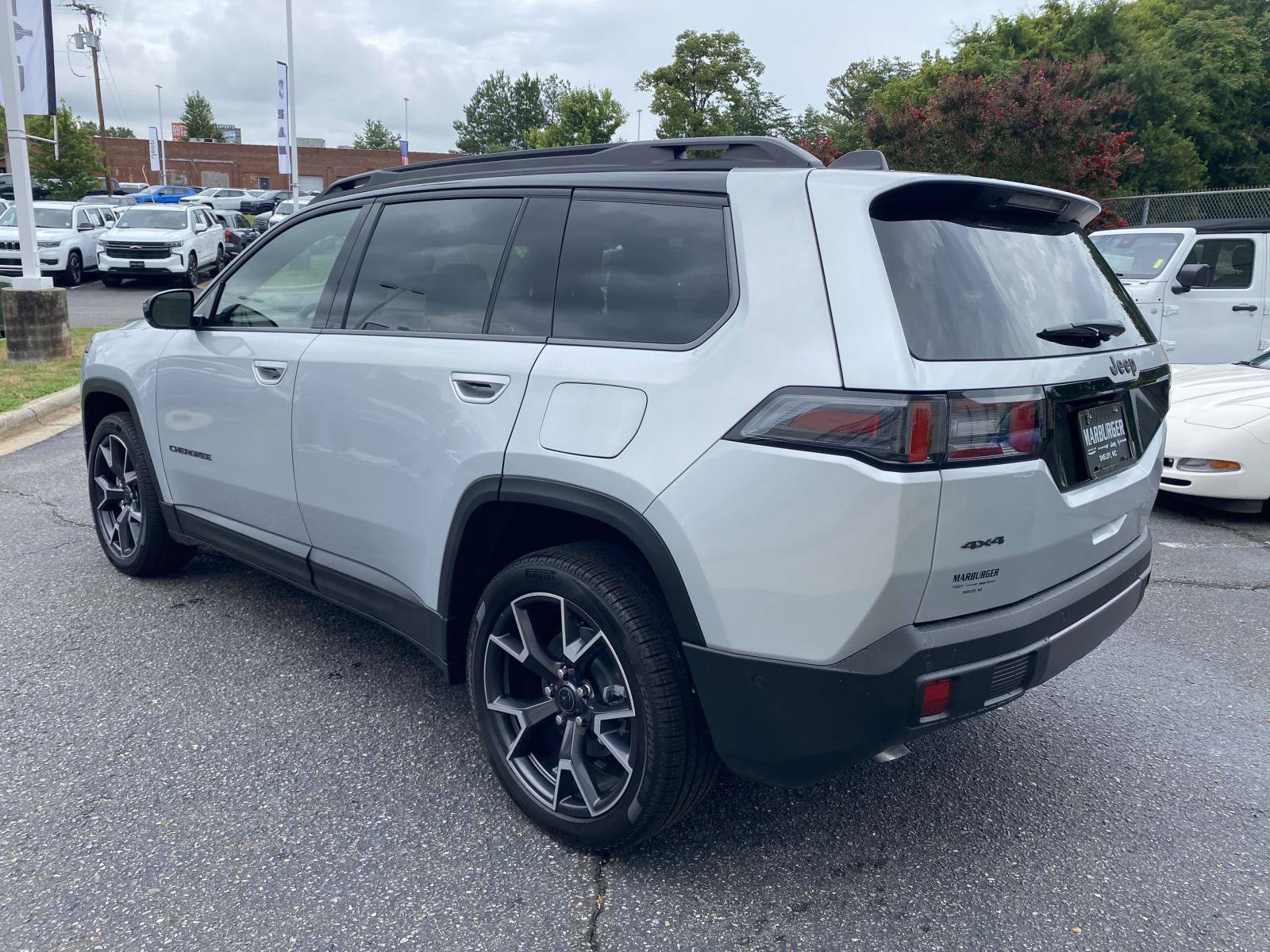 New 2026 Jeep Cherokee Overland AWD/4WD image 5
