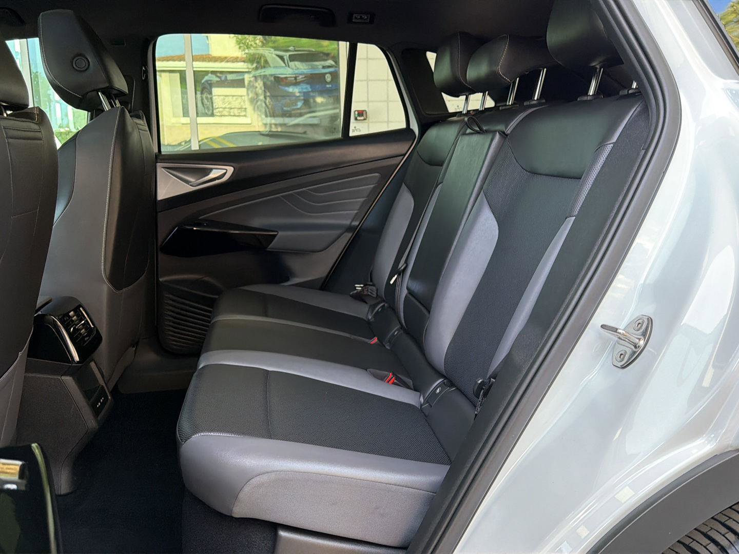 Certified 2023 Volkswagen ID.4 Pro S image 17