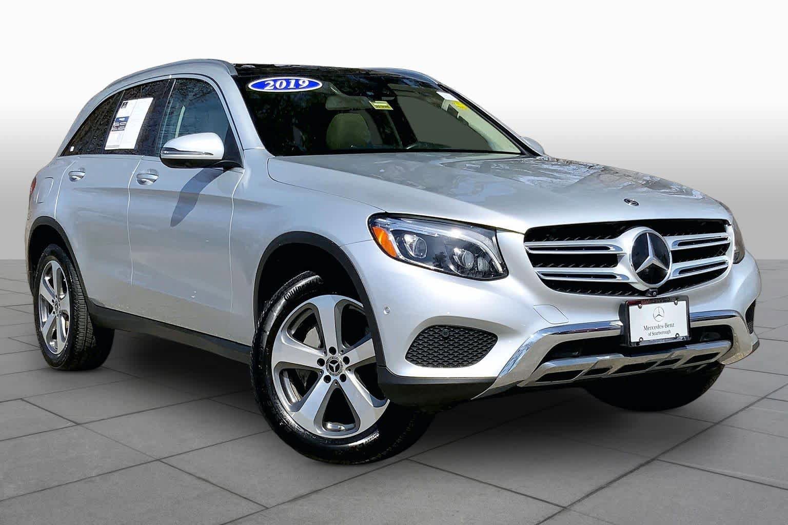 Used 2019 Mercedes-Benz GLC 300 4MATIC image 3