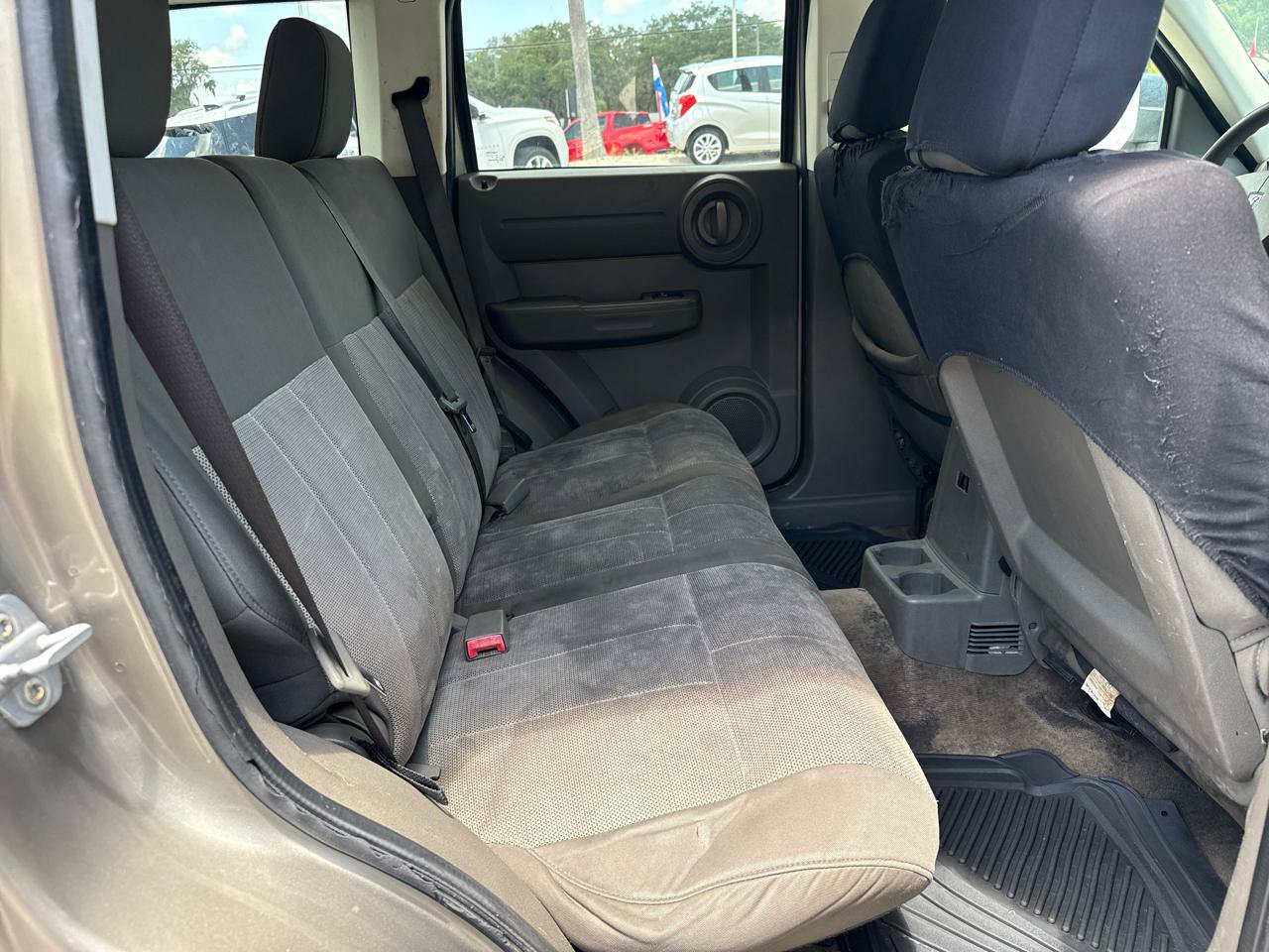Used 2007 Dodge Nitro SXT RWD image 14