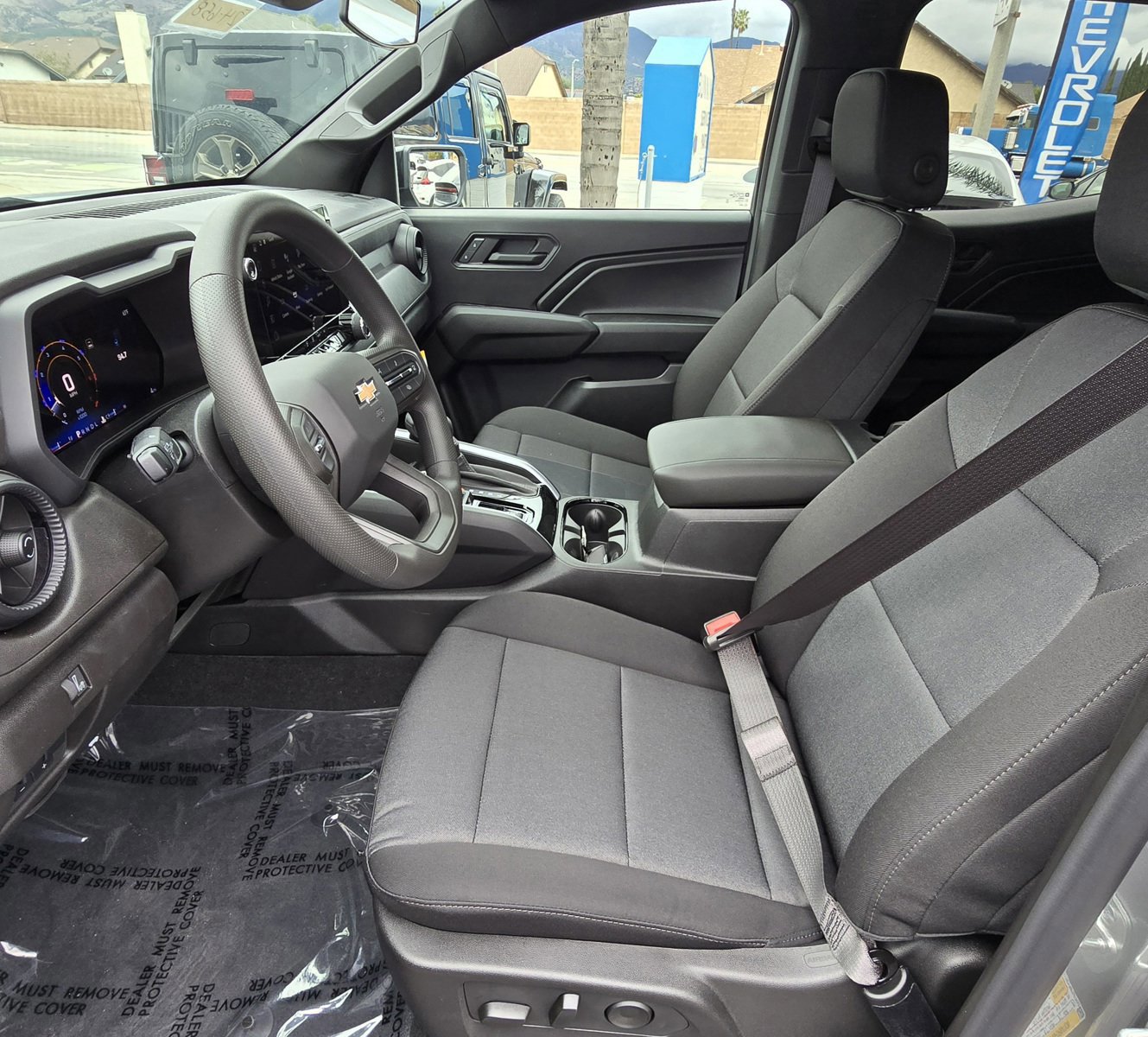 Used 2024 Chevrolet Colorado W/T w/ Technology Package image 35