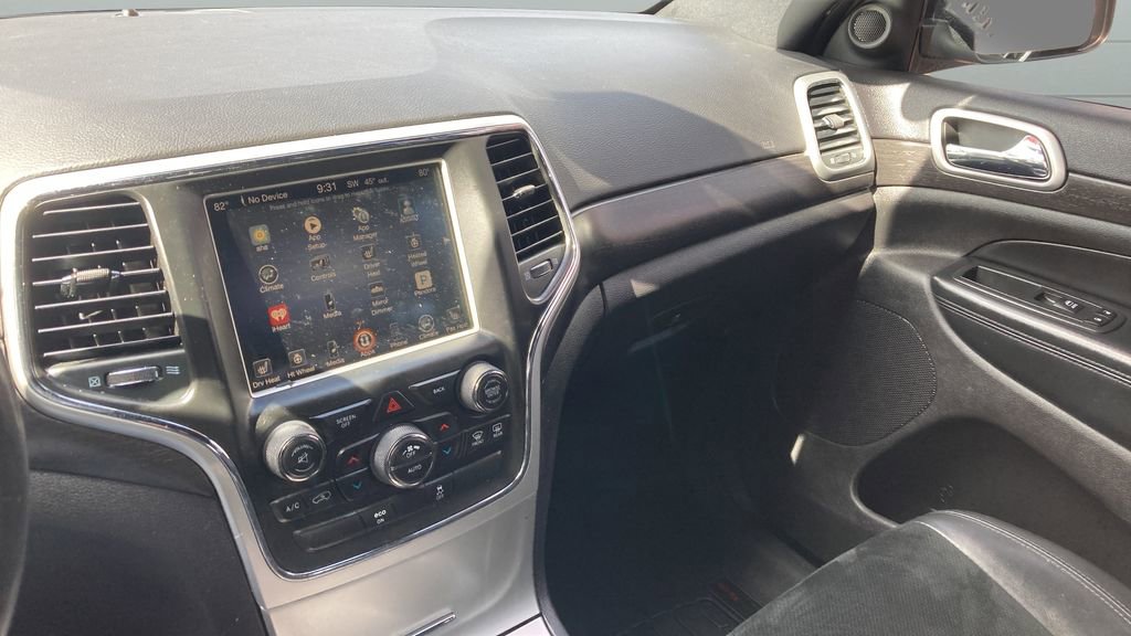 Used 2015 Jeep Grand Cherokee Altitude AWD/4WD image 16