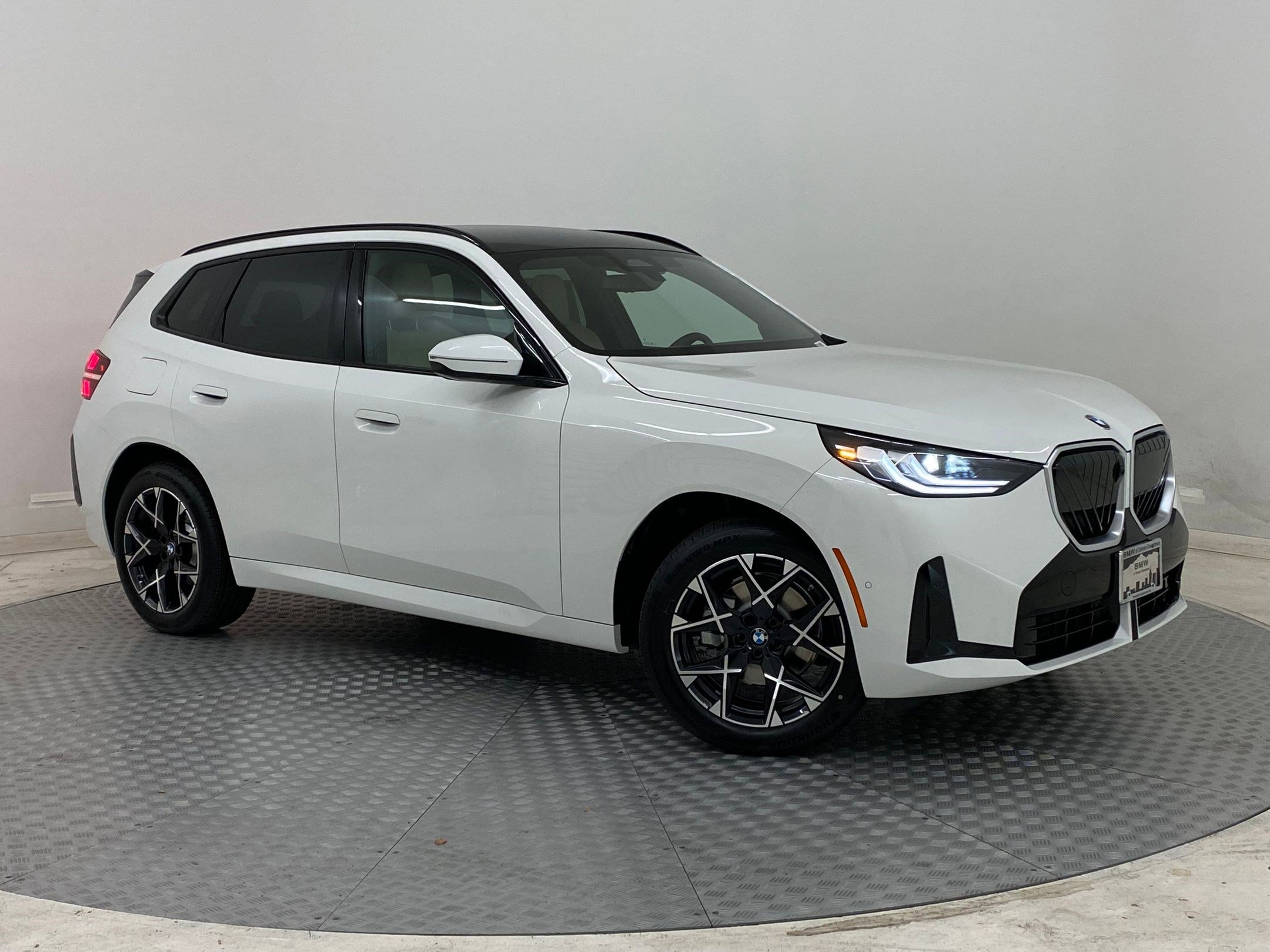 New 2026 BMW X3 xDrive30 w/ Premium Package image 6