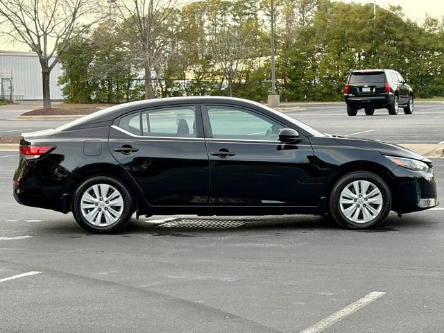 Used 2024 Nissan Sentra S image 9