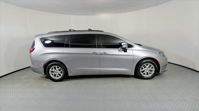 Used 2020 Chrysler Voyager Lxi image 8