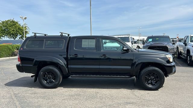 Used 2015 Toyota Tacoma PreRunner w/ Convenience Package RWD image 2
